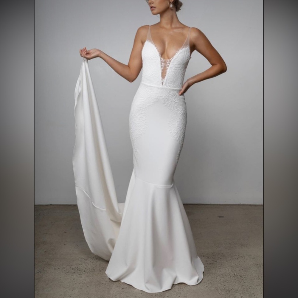 Grace Loves Lace — Lena Wedding Dress
